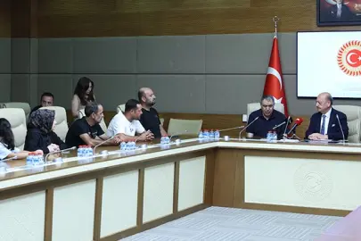 Milletvekili Bilgin TBMM'de maden işçilerinin ailelerini kabul etti