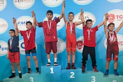 Osmangazi Belediyespor uluslararası turnuvada 5 madalya kazandı