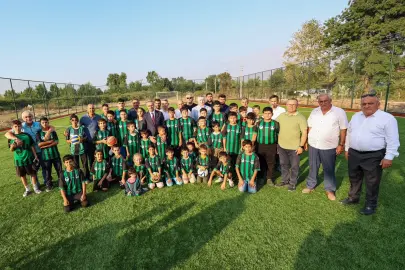 Sakarya'da çocukların yüzü güldü