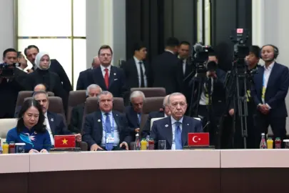 Erdoğan’dan önemli mesajlar: Çok kutuplu dünyanın inşasında Şanghay Örgütü önemli rol üstlenecek