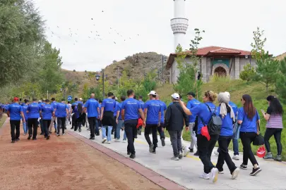 Keçiören’de “Bağımlılığa değil, hayata bağlan” yürüyüşü